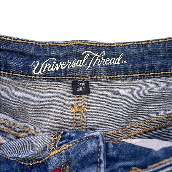 universal thread denim shorts - Picture 2 of 3